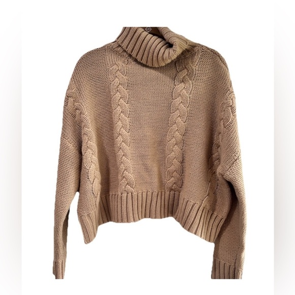 Calvin Klein Sweaters - Calvin Klein Camel Knit Pullover Cozy Tan Cable Knit Turtleneck Sweater